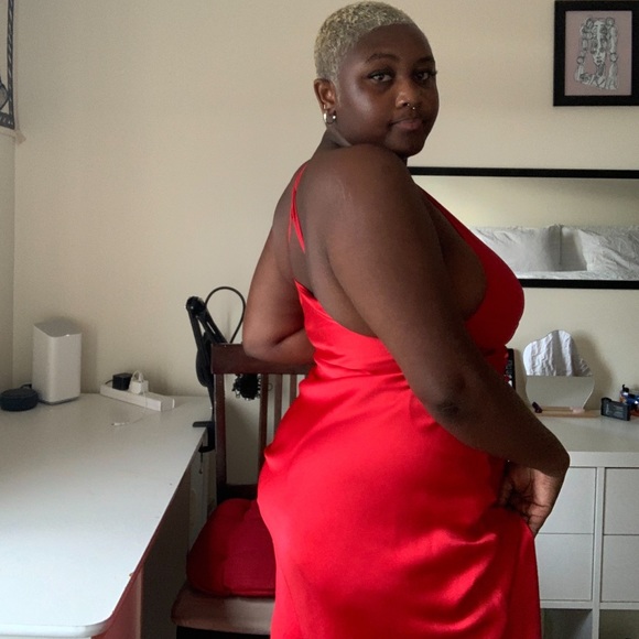 Zara Red Satin Midi Dress - Picture 9 of 16